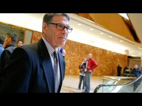 الرئيس دونالد ترامب يعيّن ريكي بيري وزيرًا للطاقة