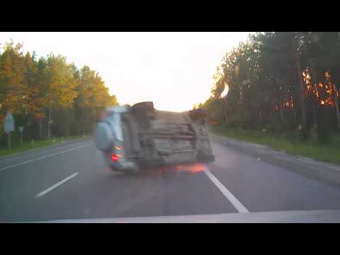 شاهد حادث مروع بسبب السرعة الجنونية في روسيا