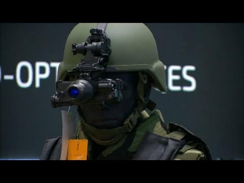 آخر صيحات الأسلحة المدمرة في معرض لندن السنوي