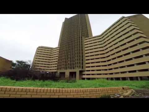 سباق مثير بين اثنين من المغامرين يثير دهشة المتابعين