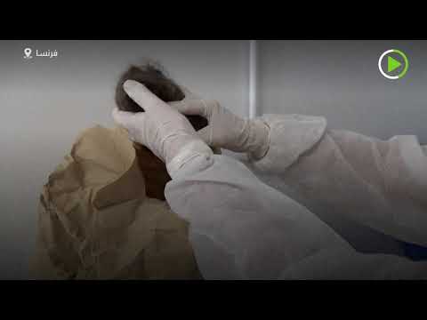 مصففو الشعر في فرنسا يستعملون شعر الإنسان لتنظيف البيئة