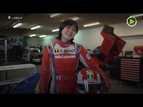 ابنة متسابق سيارات تفوز في سباق إف 4 الدنماركي