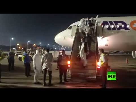 وفد القبائل الليبية في القاهرة تأييدا لدعوة الجيش المصري للتدخل