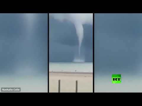 عمود مائي عملاق يظهر بالقرب من السواحل البلجيكية