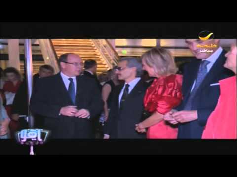 الوليد بن طلال يحضر حفلًا خيريًا