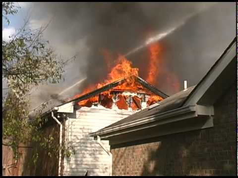 أسوأ رجل إطفاء فى العالم