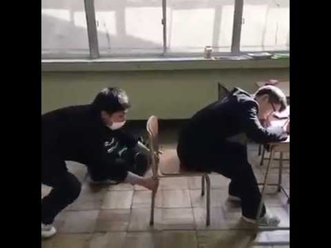 شاب ينفذ أقوى مقلبين متتاليين في صديقه