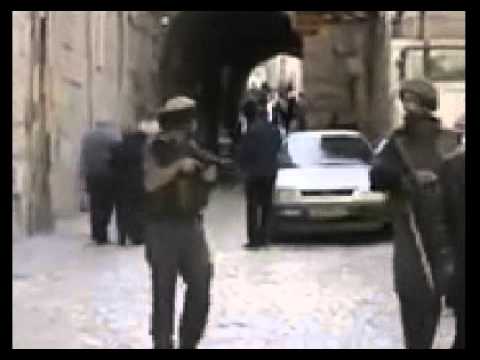 جنود إسرائيليون يهرعون لمجرد سماع أصوات فلسطينيَّة