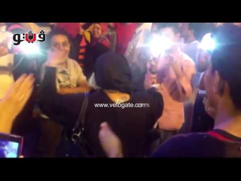 وصلة رقص لـسيدة تشعل احتفالات قناة السويس