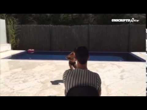 كرستيانو رونالدو يلهو مع ابنه جونيور