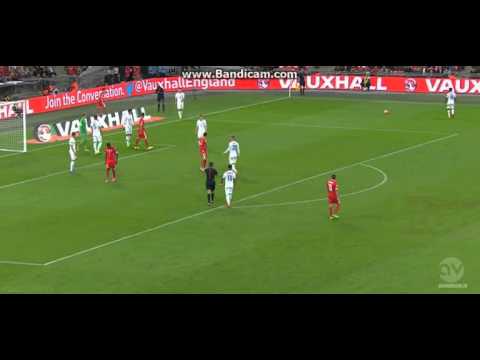 ضرب الحكم المساعد في مباراة إنجلترا وسويسرا