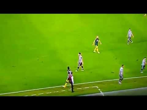 لقطة طريفة بين بالوتيلي وميهايلوفيتش