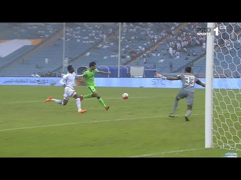 هدف عمر السومة في مرمى الشباب