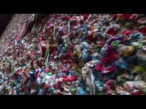 حائط العلكة صرح سياحي في مدينة سياتل