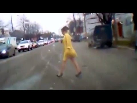 حسناء روسية تدفع ثمن جمالها غاليًّا