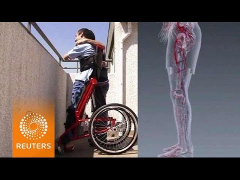 كرسي متحرك يساعد مرضى الشلل على التحرُّك